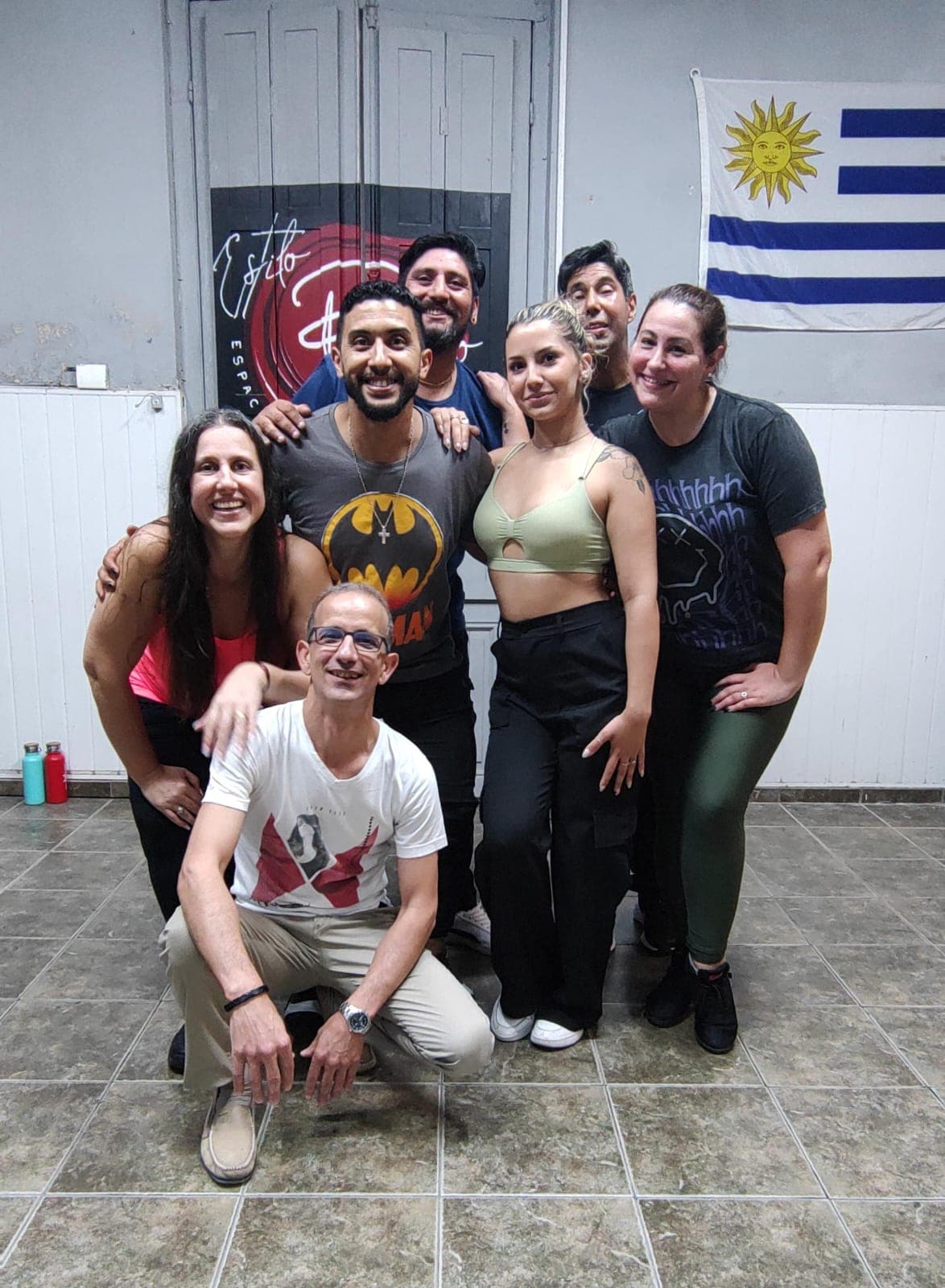 Academia estilo propio. Montevideo, MONTEVIDEO