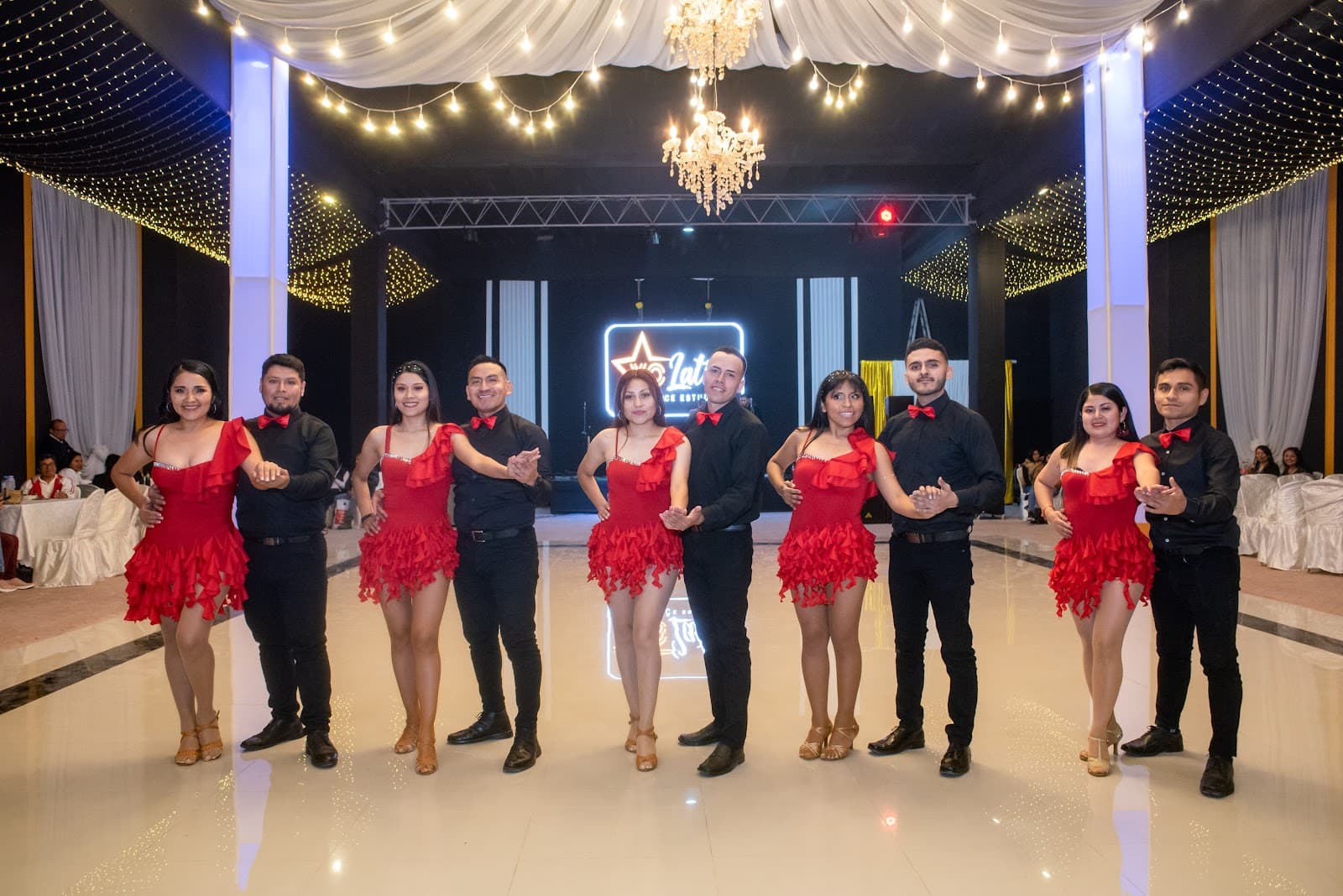 YO LATINO Escuela de Baile de Salsa y Bachata en Huaycán Lima. Ate, LIMA