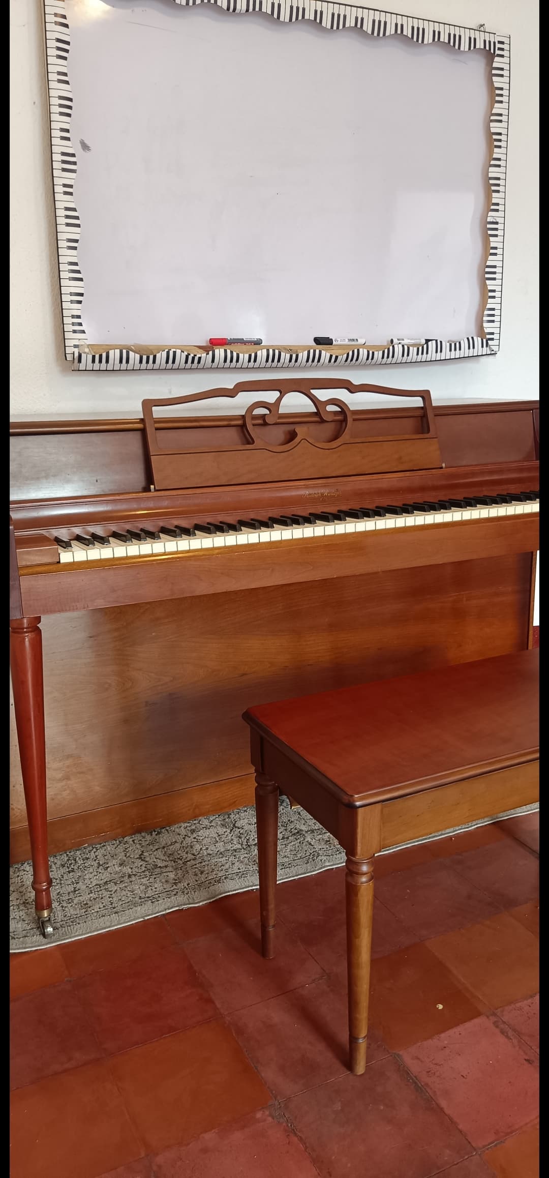 Academia de Arte Mundo Musical G. Antigua Guatemala
