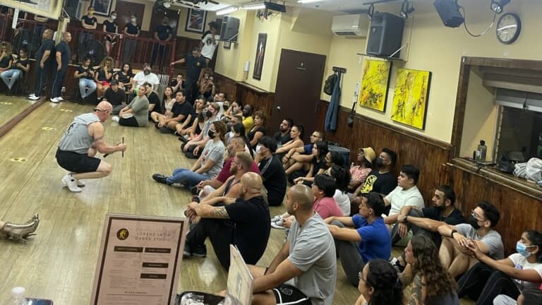 Lorenz Latin Dance Studio - Glendale. Queens