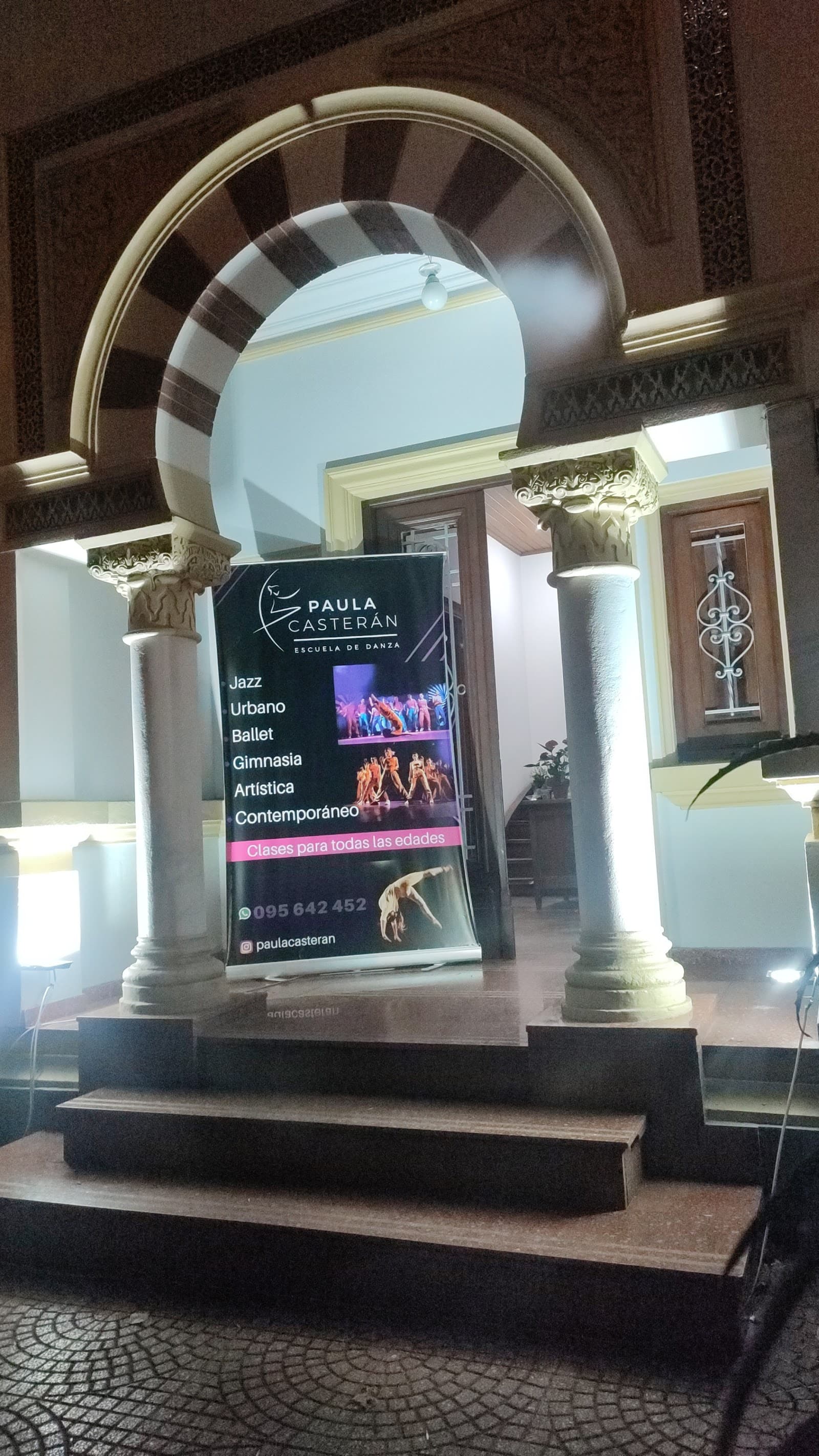 Escuela de Danza Paula Casterán. Montevideo, MONTEVIDEO