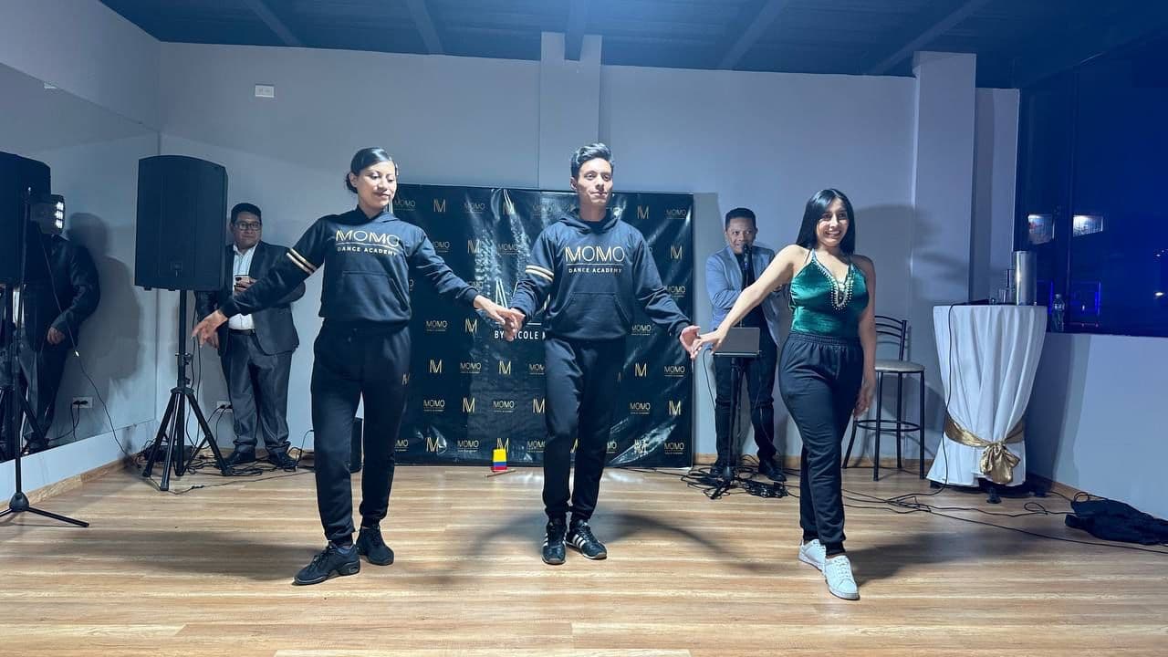 Momo Dance Academy. Quito