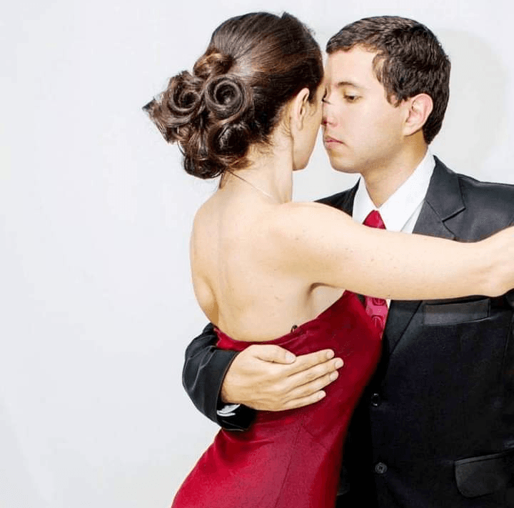 Clases de tango en San Telmo - Auténtico tango argentino. Cdad. Autónoma de Buenos Aires