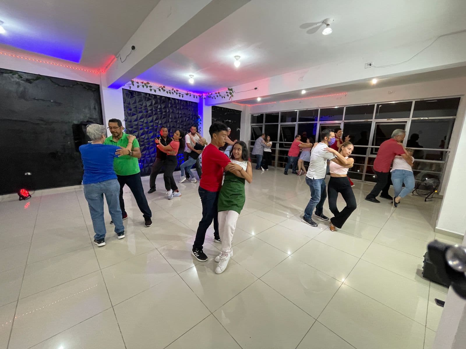 Academia de Baile Salsahouse. Xalapa, VERACRUZ