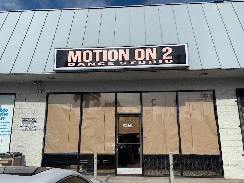 Motion On 2 | Salsa & Bachata Classes in LA. Los Angeles, CA