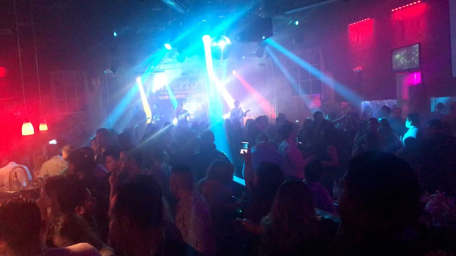 Alberto's Night Club. Mountain View, CA