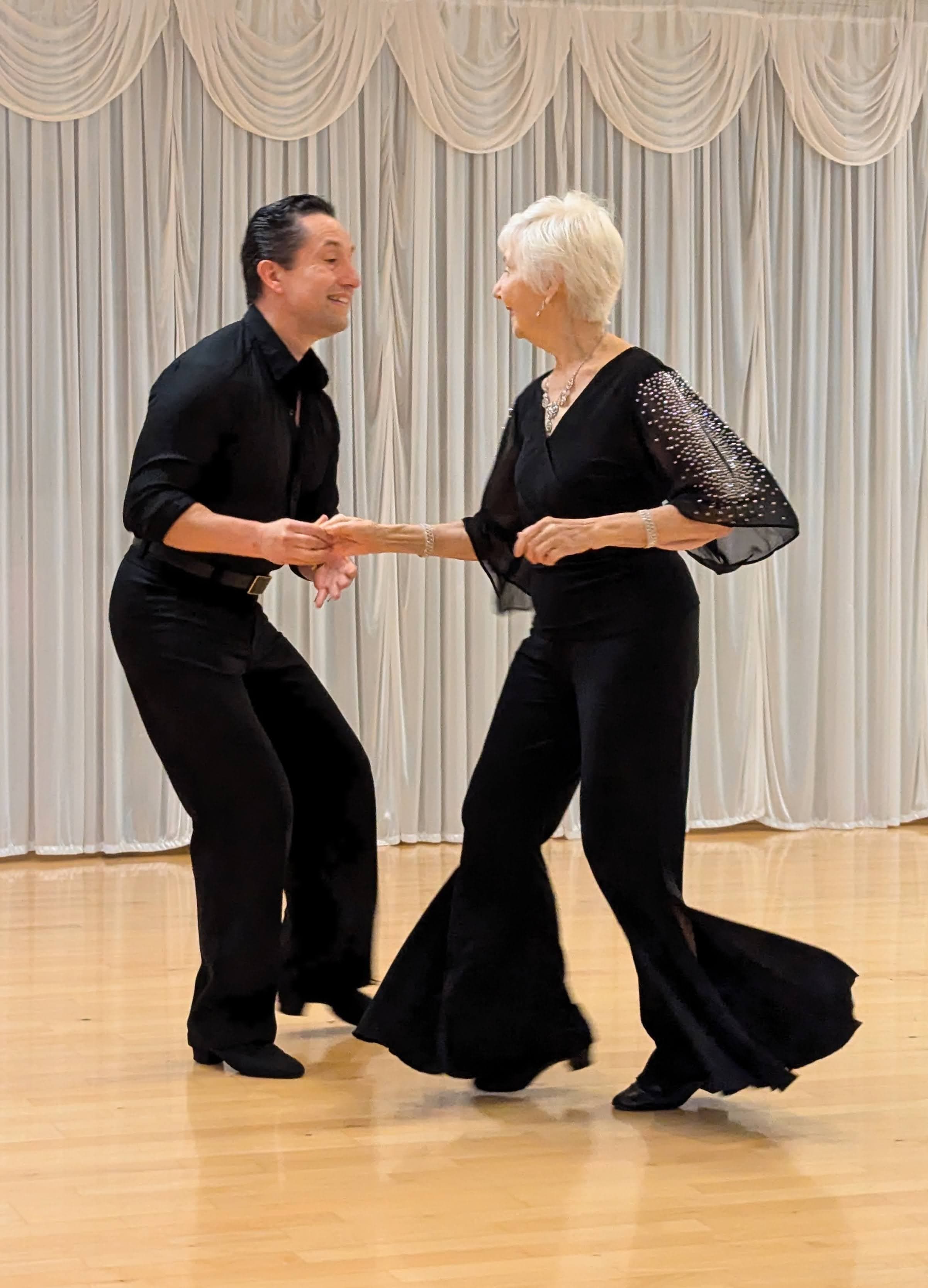 Elegant Dancing. Vienna, VIRGINIA