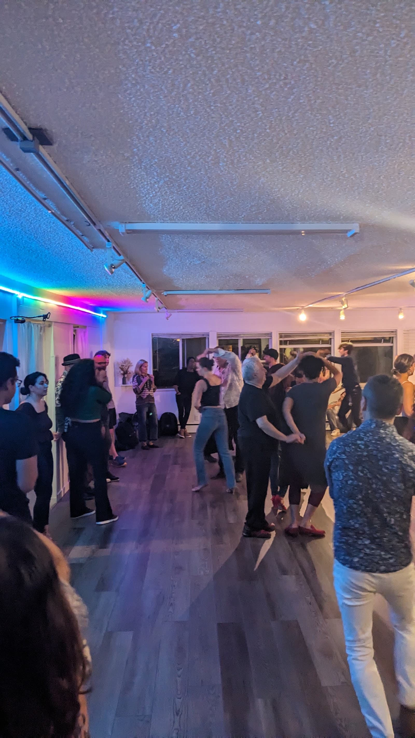 Rueda de la Vida Dance Society | Salsa Bachata Lessons and Socials. Vancouver