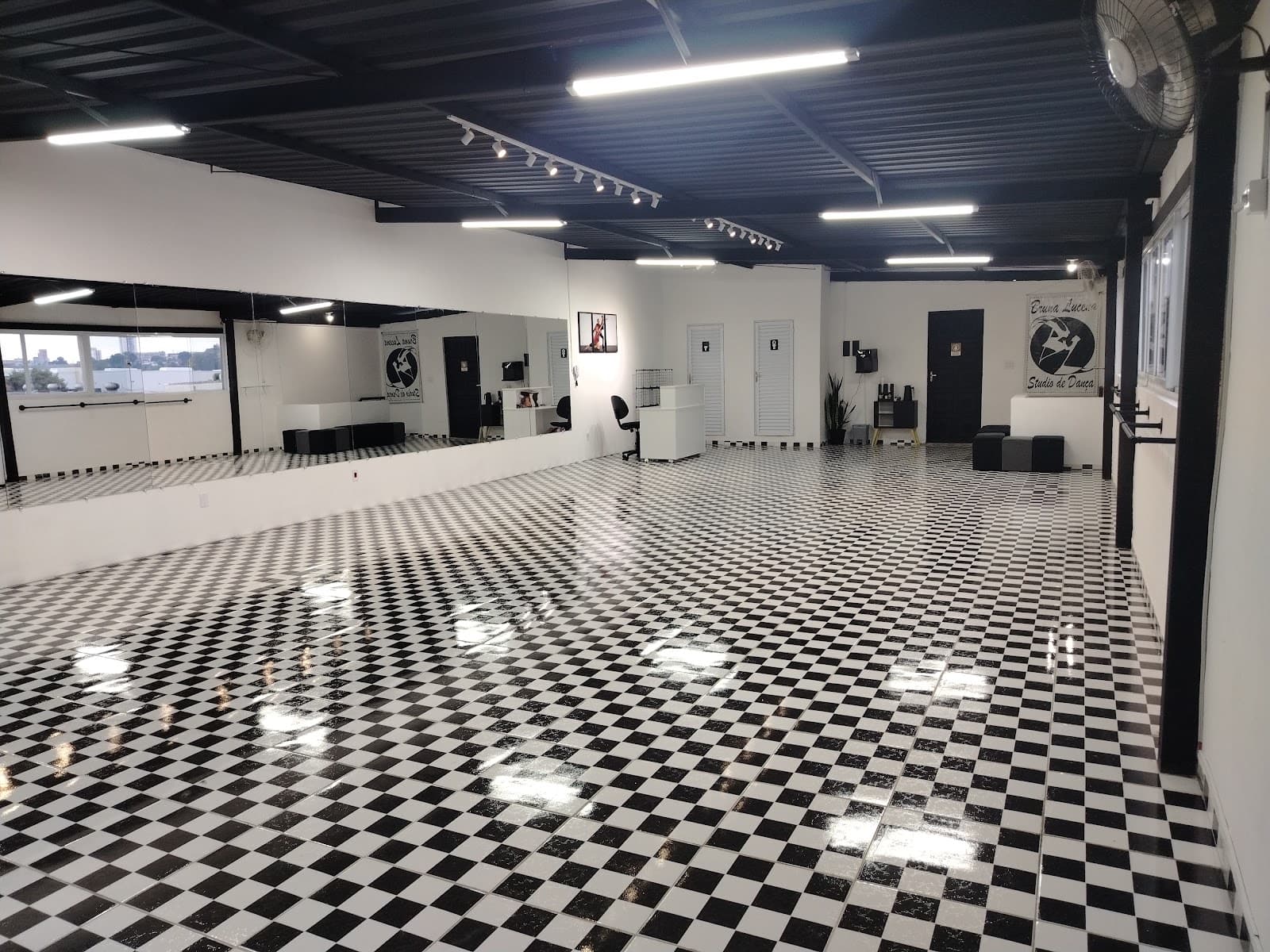 Escola de dança Studio Bruna Lucena. São Paulo, SÃO PAULO