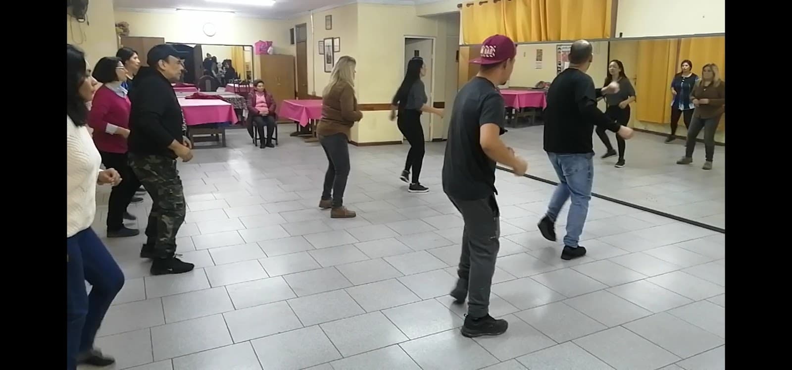 Salsa Salud (Clases de Rock&Roll Salsa Bachata y Merengue). Santiago