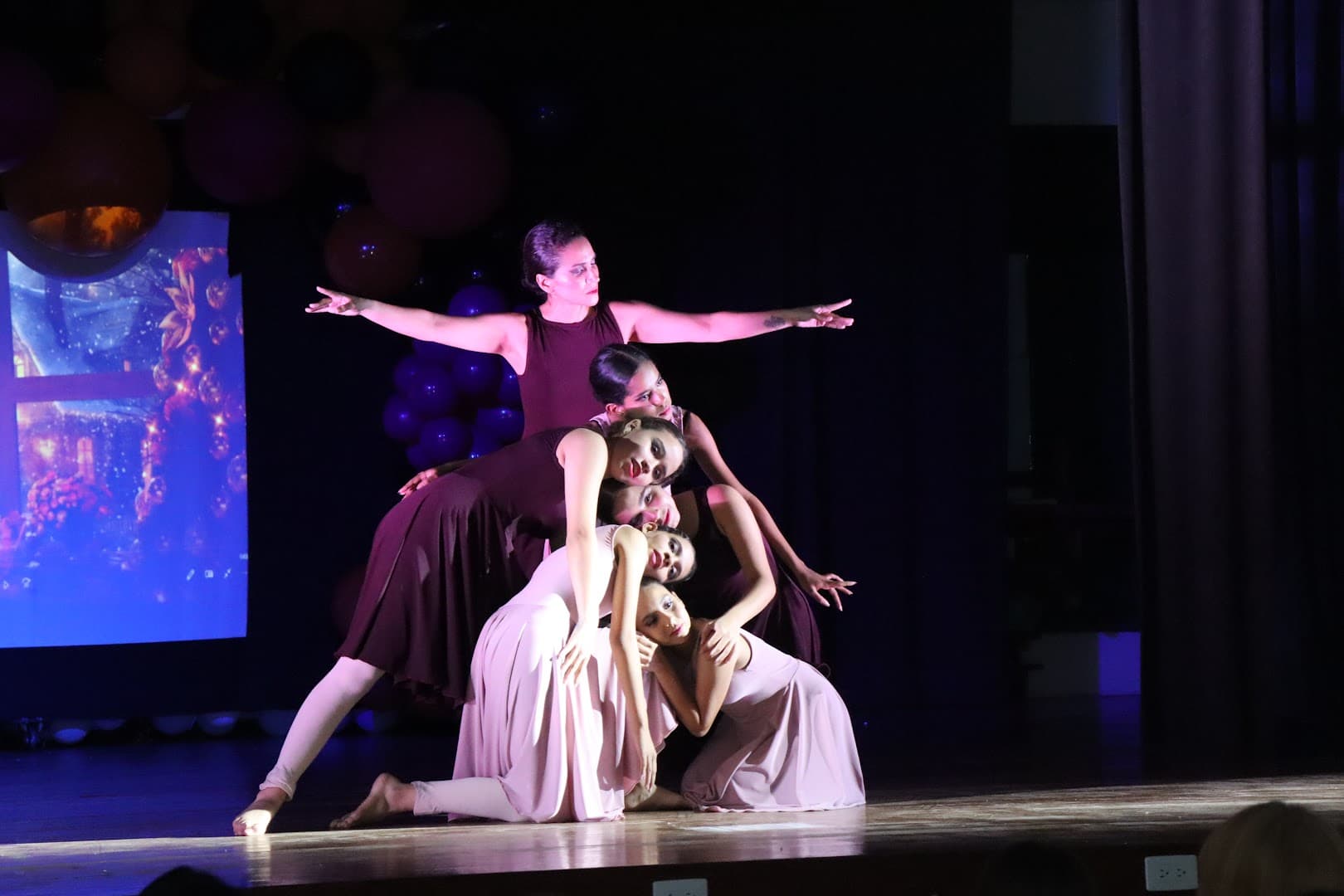 Dakini Dance Studio. Caracas, DISTRITO CAPITAL