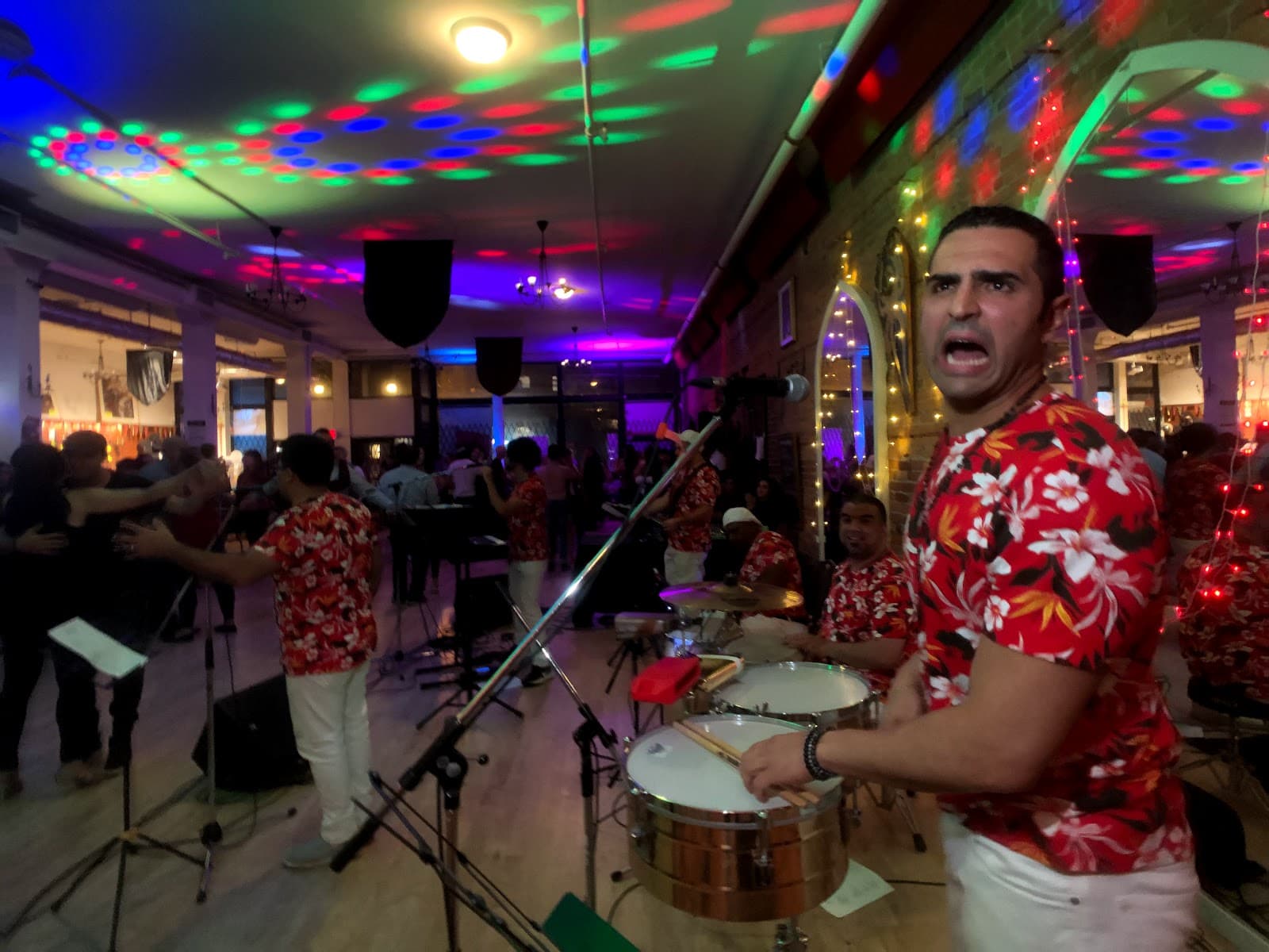 Salsa Bachata Duello Saturday Party Vancouver. Vancouver, BC