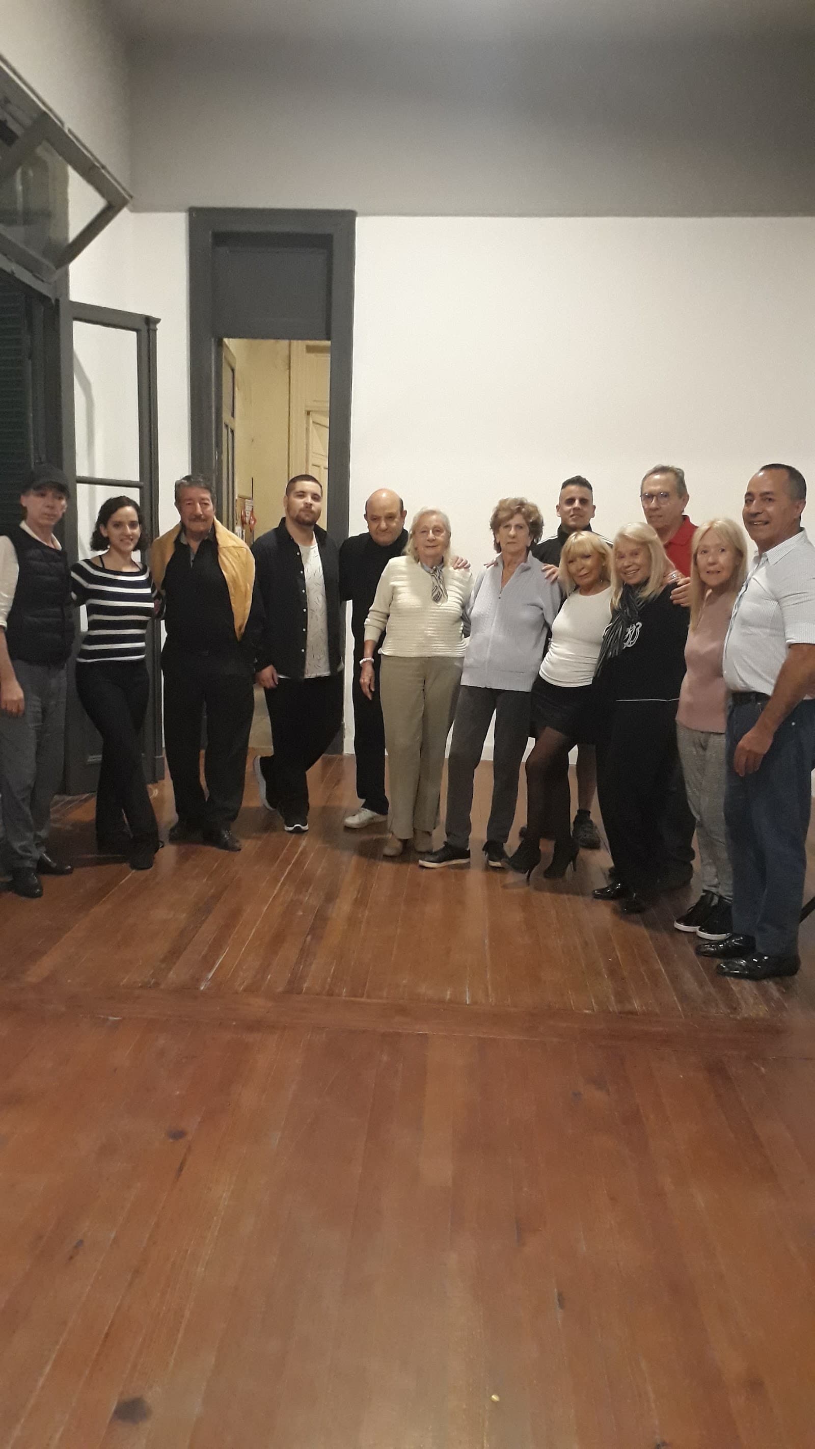 Escuela de baile tango. Cdad. Autónoma de Buenos Aires