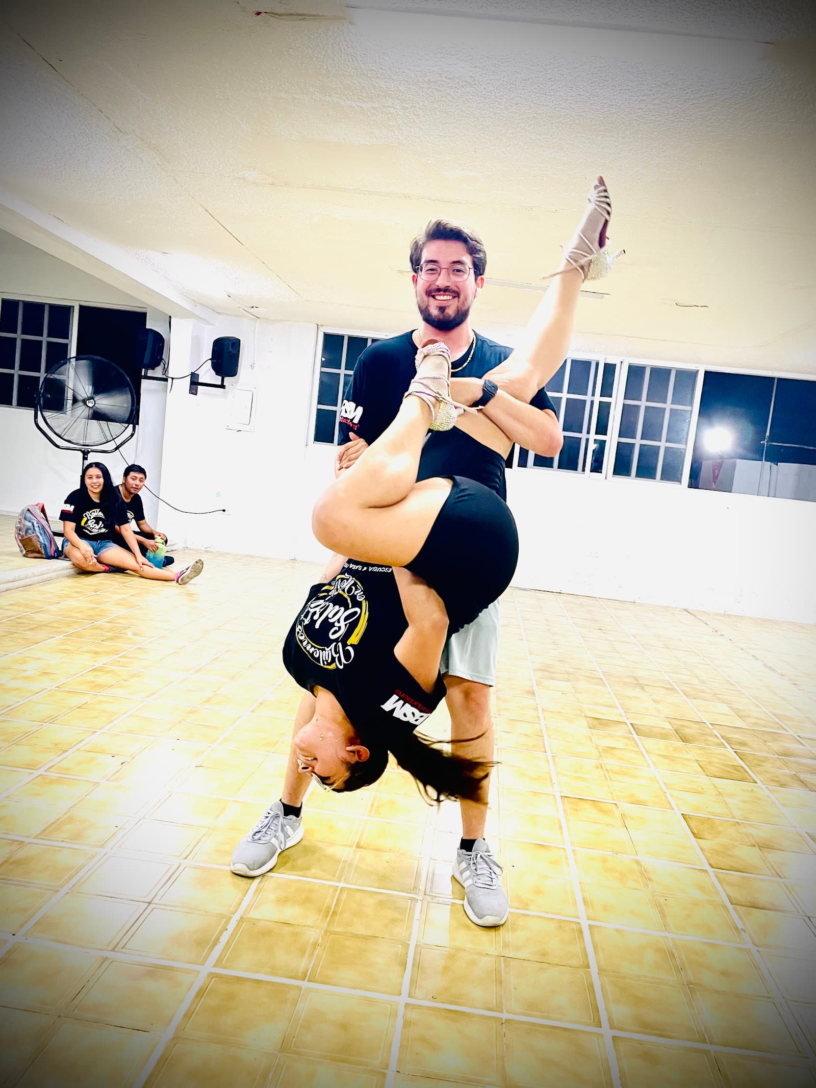 Bailemos Salsa en Mérida. Mérida