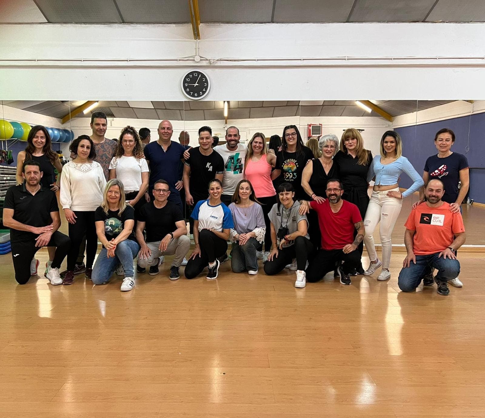 Escuela de Salsa y Bachata "CHESTE". Valencia