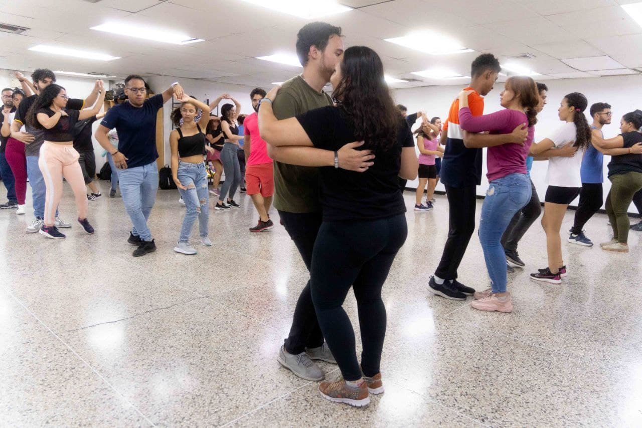 Dance Holics. Caracas