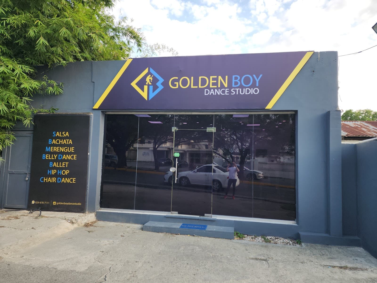 Golden Boy Dance Studio. Santiago Oeste, SANTIAGO
