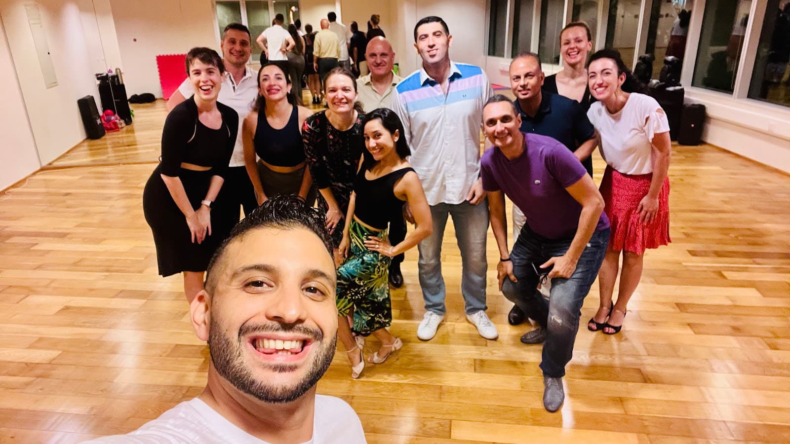 Tango Argentino UAE (Abu Dhabi - Dubai). Abu Dhabi